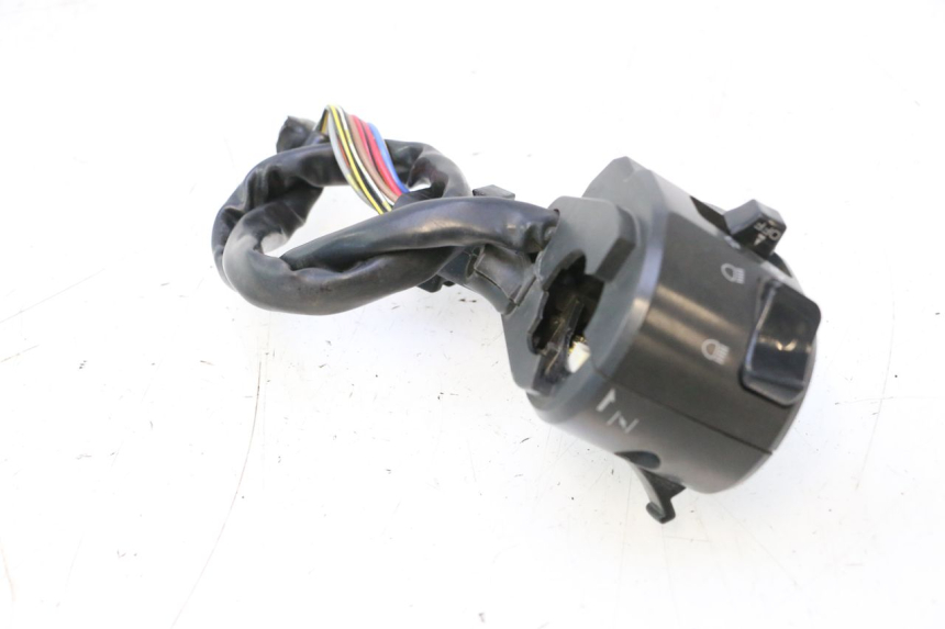 photo de COMMODO GAUCHE DUCATI SS IE DS CARENEE 1000 (2002 - 2006) - Vue d’ensemble