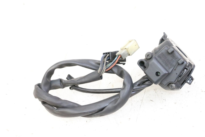 photo de COMMODO GAUCHE HONDA ST PAN EUROPEAN 1300 (2002 - 2013)