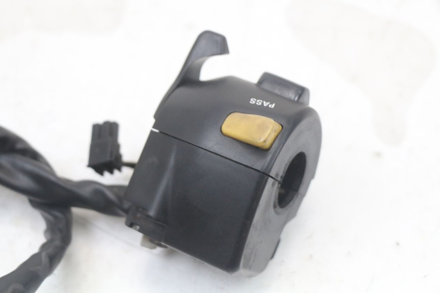 photo de COMMODO GAUCHE SUZUKI SV S 650 (1999 - 2002)