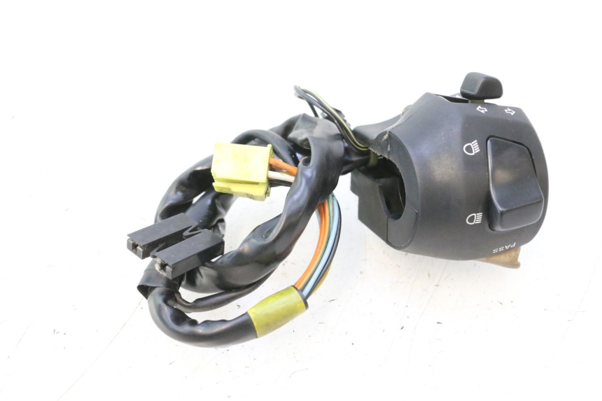 photo de COMMODO GAUCHE SUZUKI SV S 650 (2003 - 2009) - Gros plan technique