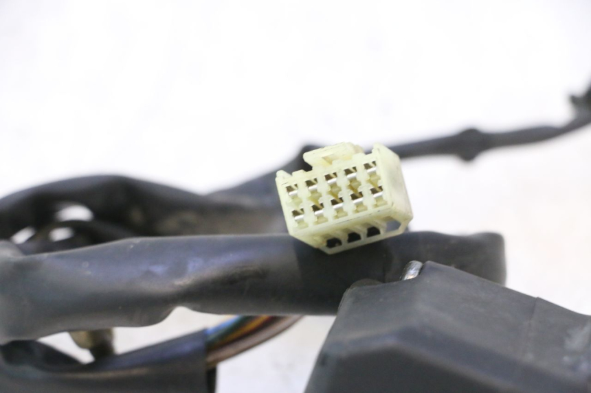photo de COMMODO GAUCHE YAMAHA TDM ABS 900 (2002 - 2014) - Gros plan technique