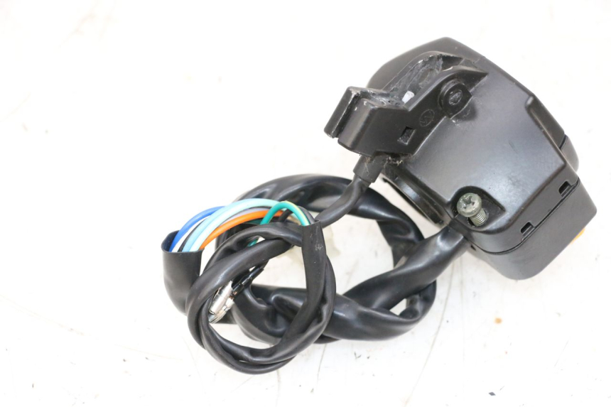 photo de COMMODO GAUCHE NECO TEMPO 4T 50 (2022 - 2026) - Zoom état d’usage