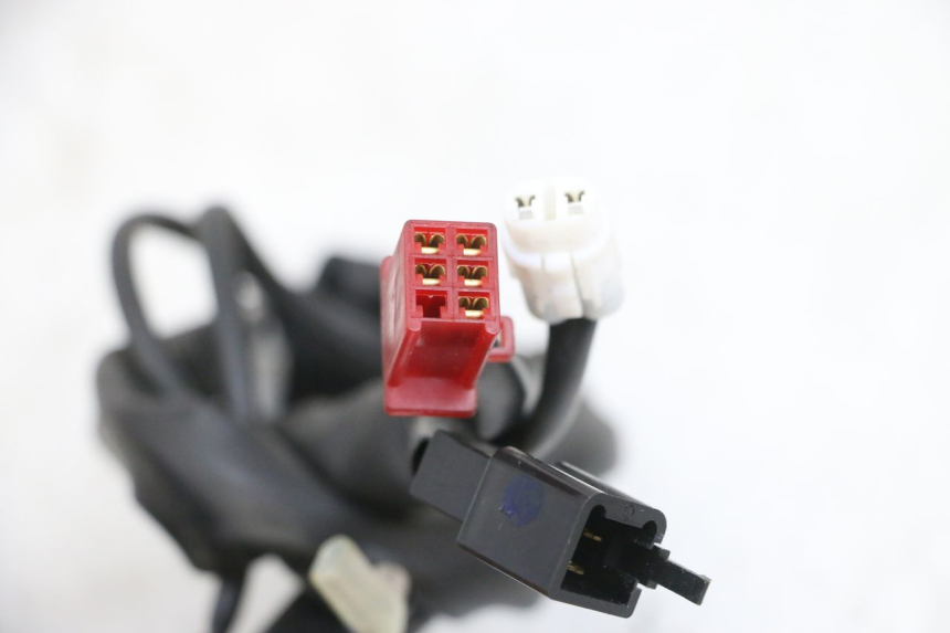 photo de COMMODO GAUCHE YAMAHA TRICITY 300 (2020 - 2024) - État de surface