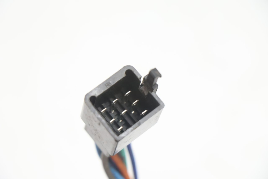 photo de COMMODO GAUCHE PEUGEOT V-CLIC VCLIC 50 (2007 - 2013) - État de surface