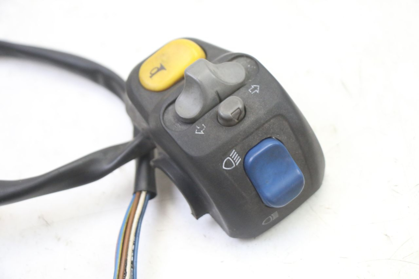 photo de COMMODO GAUCHE PEUGEOT VIVACITY 50 (2004 - 2009)