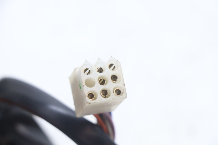 photo de COMMODO GAUCHE PEUGEOT VIVACITY 50 (1998 - 2003) - Points de fixation