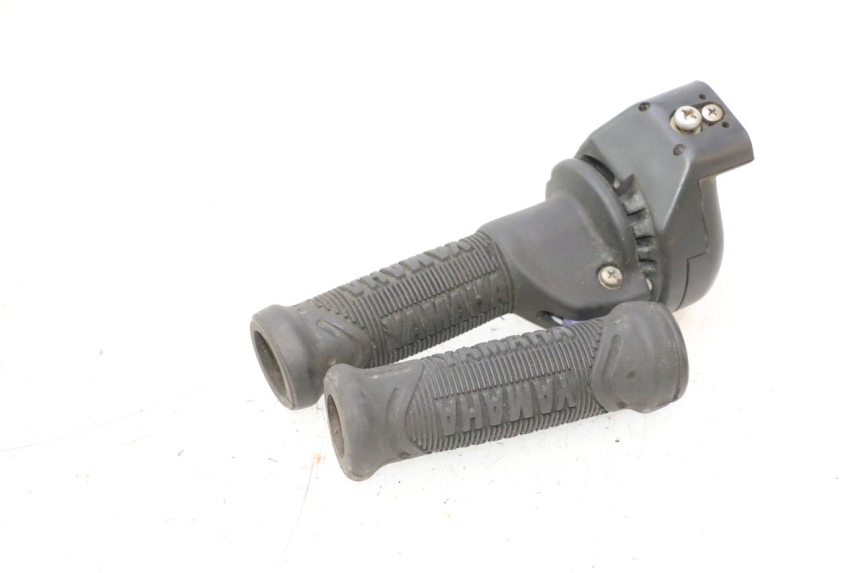photo de COMMODO GAUCHE YAMAHA WAVE RUNNER GP R 1200 (2000 - 2003) - Autre angle de vue
