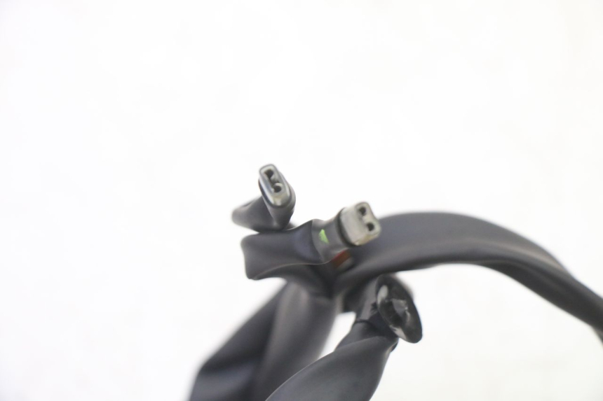 photo de COMMODO GAUCHE YAMAHA XMAX X-MAX 125 (2021 - 2025) - État de surface