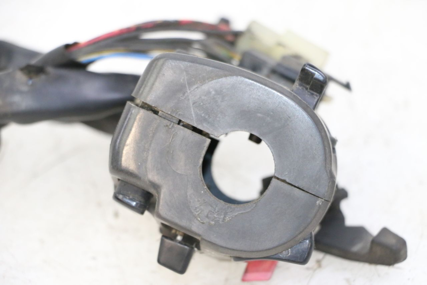 photo de COMMODO GAUCHE YAMAHA XJN DIVERSION 600 (2000 - 2003)