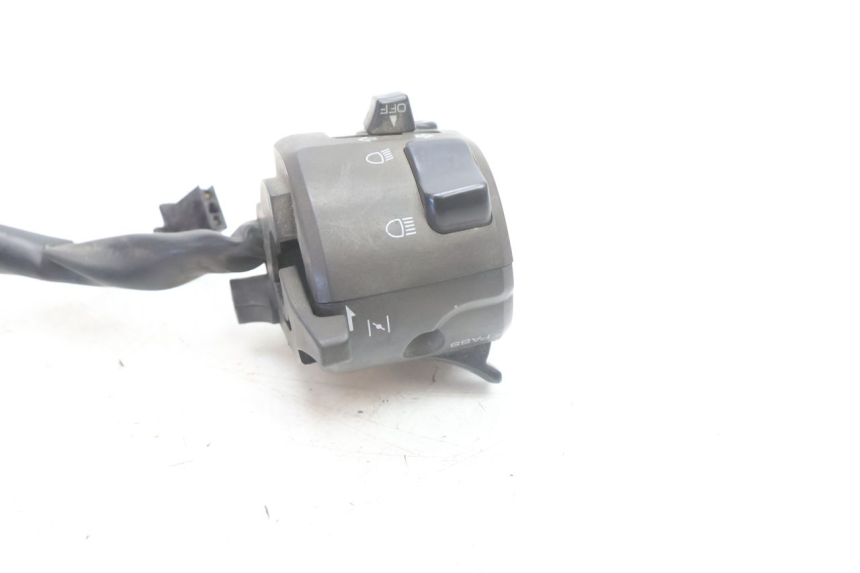 photo de COMMODO GAUCHE YAMAHA XJR 1300 (1998 - 2002) - Autre angle de vue