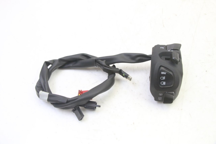 photo de COMMODO GAUCHE YAMAHA XMAX X-MAX 125 (2021 - 2025)