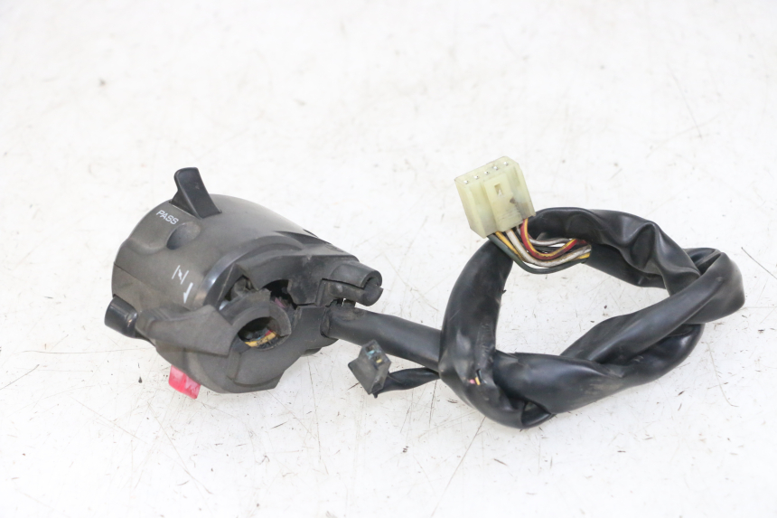 photo de COMMODO GAUCHE YAMAHA FZS FAZER 600 (2001 - 2003)