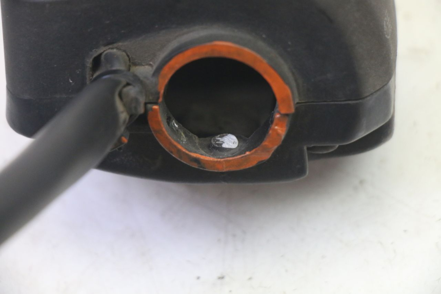 photo de COMMODO GAUCHE YAMAHA YP MAJESTY 125 (2007 - 2010)