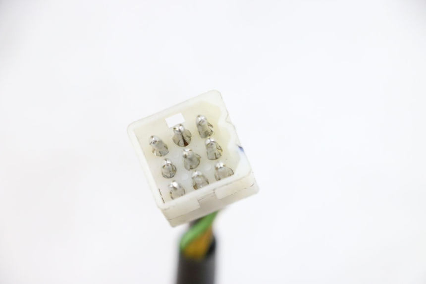 photo de COMMODO GAUCHE YAMAHA YP MAJESTY 125 (2002 - 2006) - Détail de la pièce