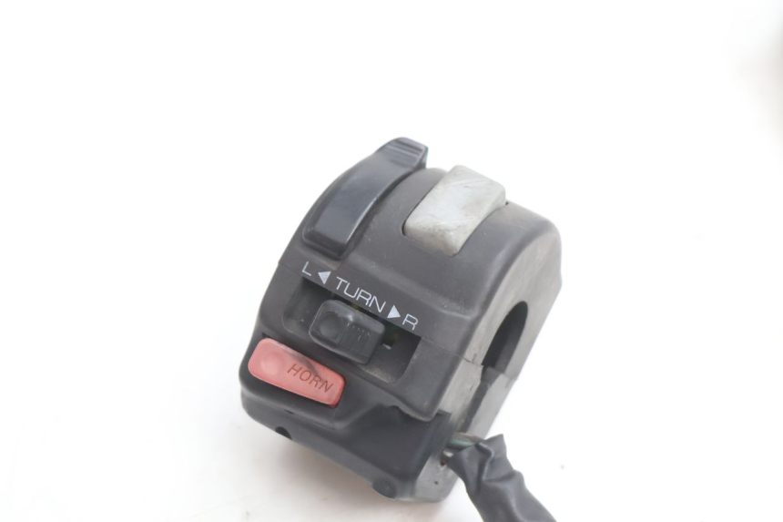 photo de COMMODO GAUCHE YAMAHA YZF R GENESIS 750 (1993 - 1998) - Détail de la pièce