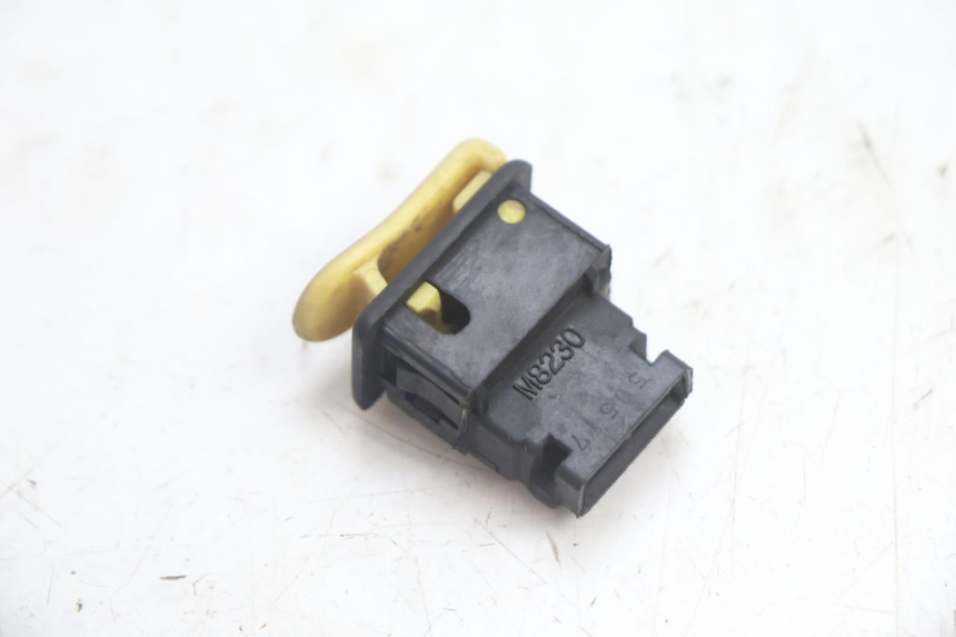 photo de COMMODO KLAXON PEUGEOT BUXY 50 (1993 - 1998) - Zoom état d’usage