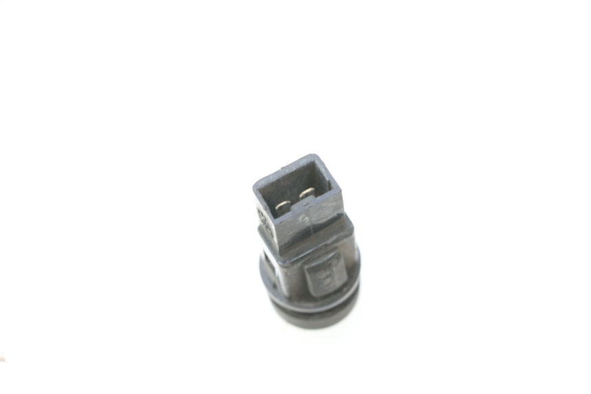 photo de COMMODO KLAXON PIAGGIO FLY 2T 50 (2004 - 2017) - Autre angle de vue