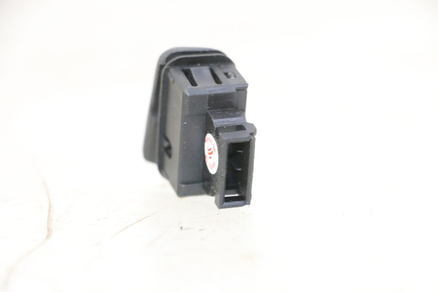 photo de COMMODO KLAXON PIAGGIO MP3 HPE 310 (2024 - 2025)