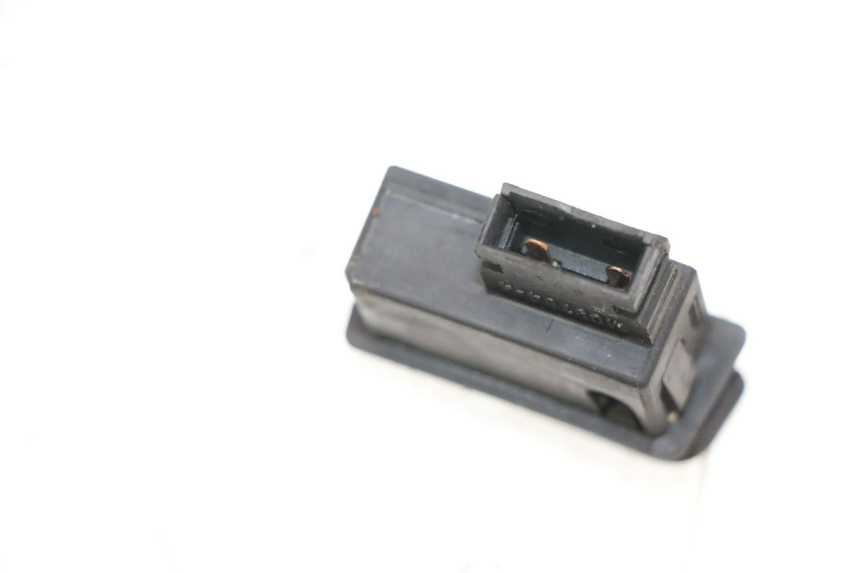 photo de COMMODO KLAXON SYM ORBIT 2 4T 50 (2008 - 2017) - Zoom état d’usage