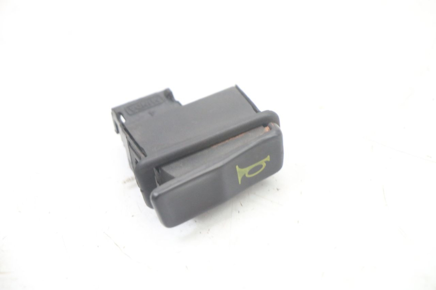 photo de COMMODO KLAXON HONDA SCV LEAD 100 (2003 - 2007) - Vue principale