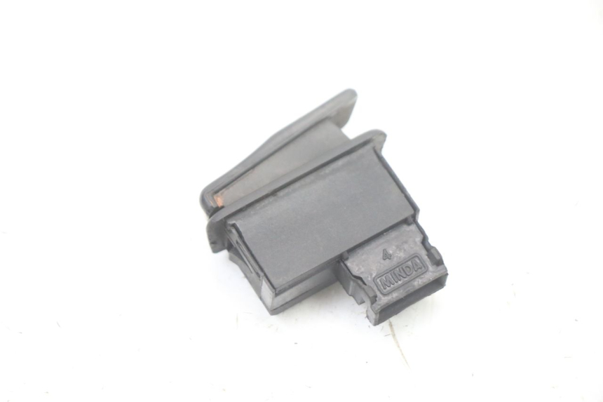 photo de COMMODO KLAXON HONDA SCV LEAD 100 (2003 - 2007) - Autre angle de vue