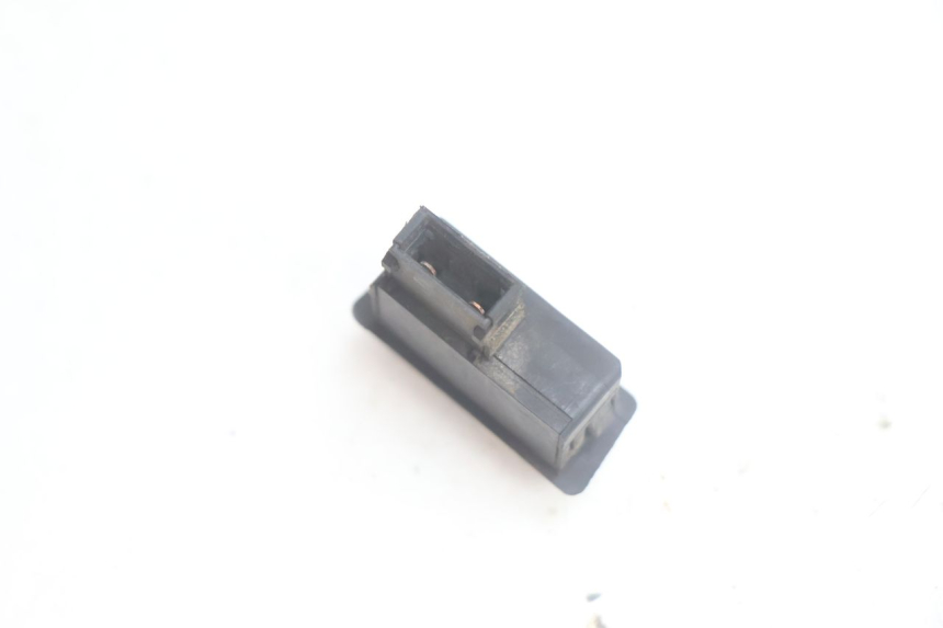 photo de COMMODO KLAXON YAMAHA XMAX X-MAX 125 (2006 - 2009) - Autre angle de vue