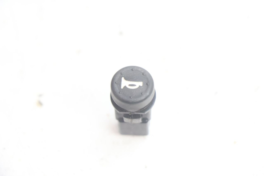 photo de COMMODO KLAXON PIAGGIO ZIP IGET 4T 50 (2021 - 2023) - Vue principale