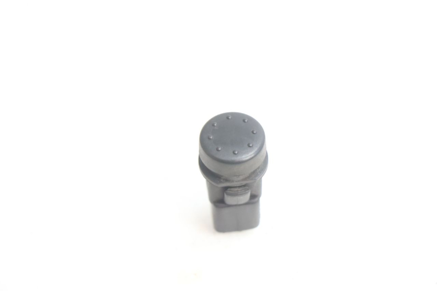 photo de COMMODO OUVERTURE SELLE PIAGGIO X8 STREET 125 (2006 - 2007) - Vue principale