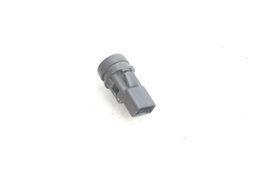 photo de COMMODO OUVERTURE SELLE PIAGGIO X8 STREET 125 (2006 - 2007) - Zoom état d’usage