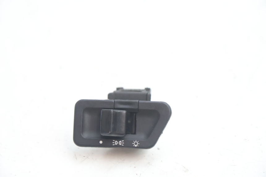photo de COMMODO PHARE KYMCO MOVIE S 125 (2009 - 2018) - Vue principale