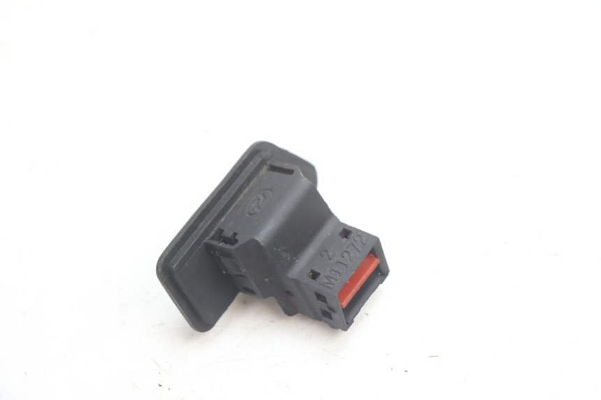 photo de COMMODO PHARE KYMCO MOVIE S 125 (2009 - 2018) - Autre angle de vue