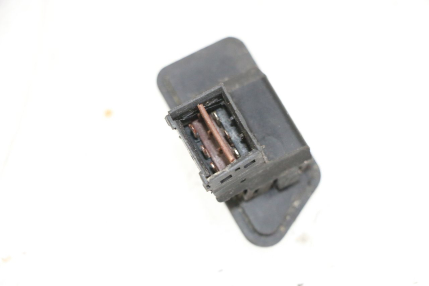 photo de COMMODO PHARE SYM ORBIT 2 50 (2008 - 2014) - Détail de la pièce