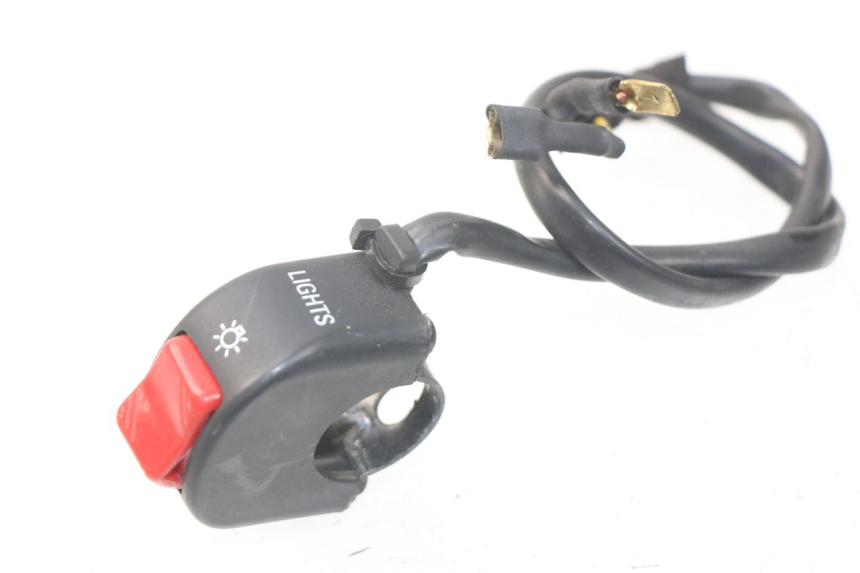 photo de COMMODO PHARE TRIUMPH SPRINT ST ABS 1050 (2005 - 2007)