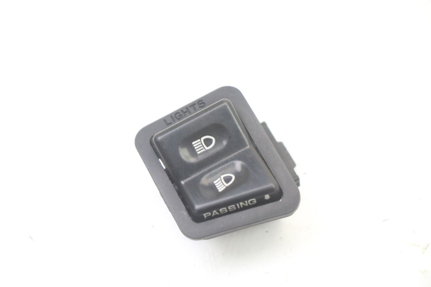 photo de COMMODO PLEIN PHARE APRILIA ATLANTIC 125 (2003 - 2009)