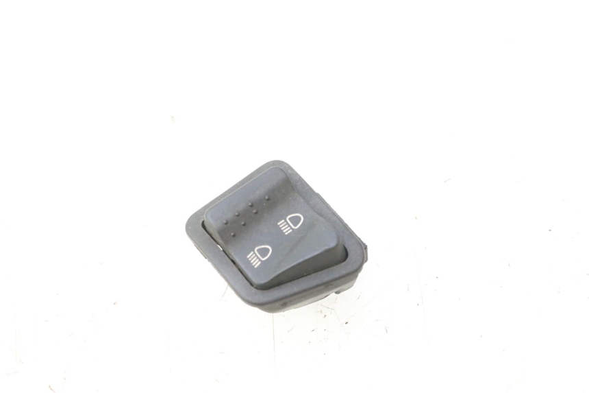 photo de COMMANDE DE PHARE PIAGGIO FLY 2T 50 (2004 - 2017) - Vue principale