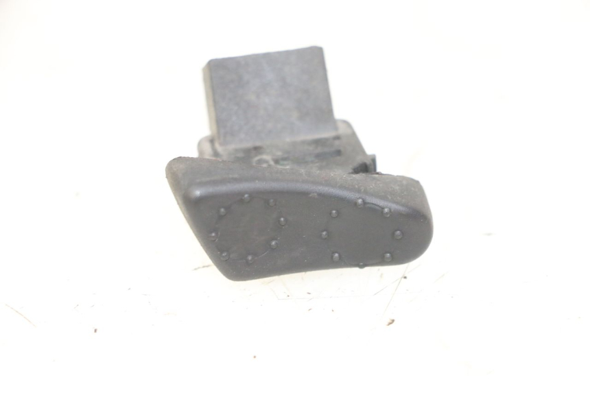 photo de COMMODO PLEIN PHARE PIAGGIO VESPA GRANTURISMO 200 (2004 - 2005)