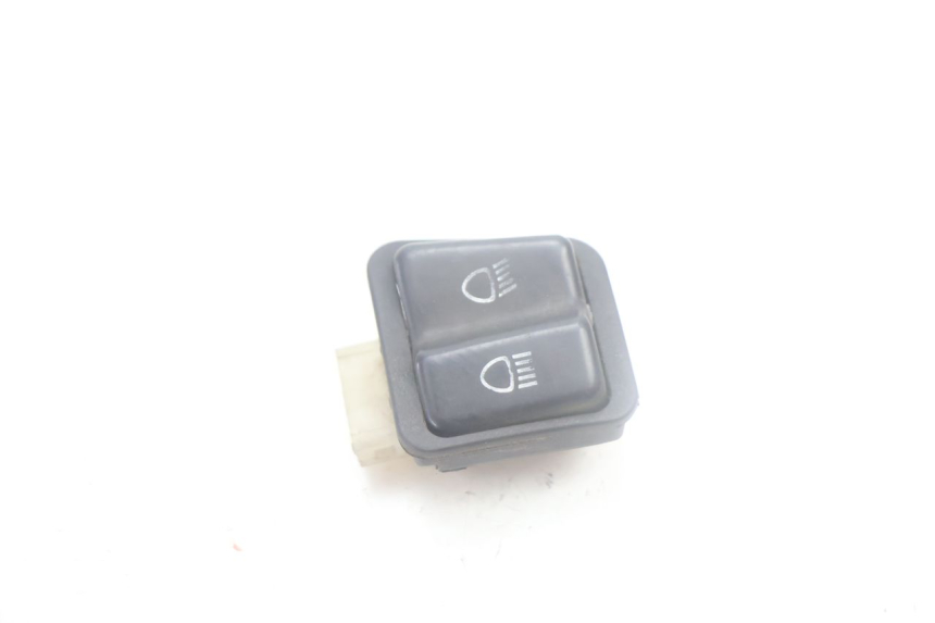 photo de COMMODO PLEIN PHARE HONDA SCV LEAD 100 (2003 - 2007) - Vue principale