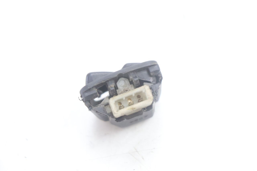 photo de COMMODO PLEIN PHARE HONDA SCV LEAD 100 (2003 - 2007) - Zoom état d’usage