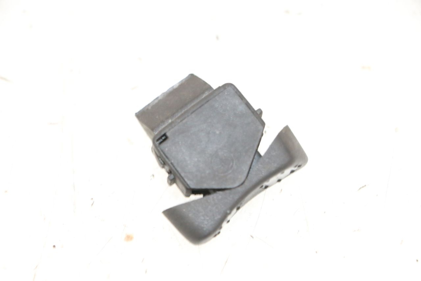 photo de COMMODO PLEIN PHARE PIAGGIO VESPA GTS SUPER IE 125 (2009 - 2016) - Détail de la pièce