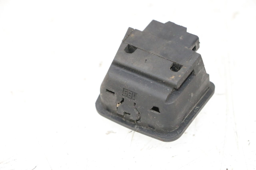 photo de COMMODO PLEIN PHARE YAMAHA XMAX X-MAX 125 (2006 - 2009) - Détail de la pièce