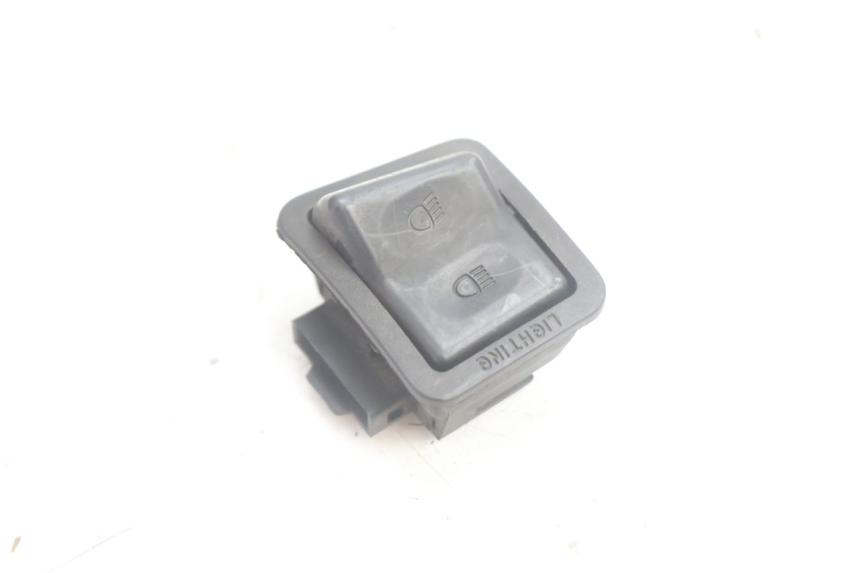 photo de COMMODO PLEIN PHARE YAMAHA XMAX X-MAX 125 (2006 - 2009) - Détail de la pièce