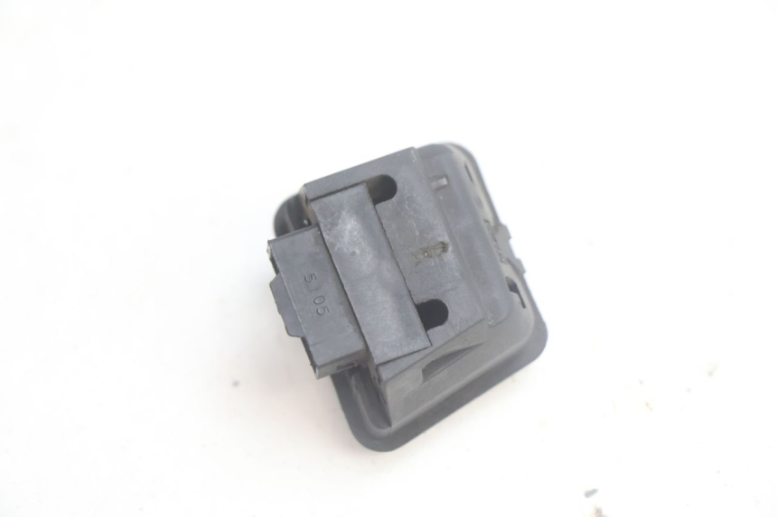 photo de COMMODO PLEIN PHARE YAMAHA XMAX X-MAX 125 (2006 - 2009) - Autre angle de vue