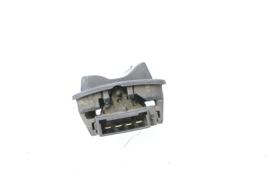 photo de COMMODO PLEIN PHARE PIAGGIO ZIP 4T 50 (2018 - 2020) - Autre angle de vue