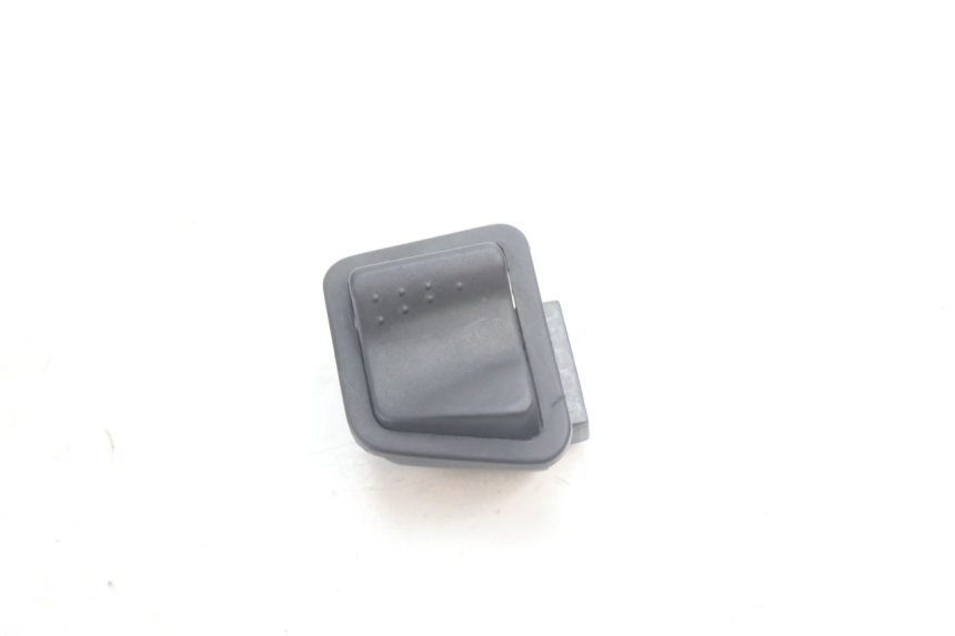 photo de COMMODO PLEIN PHARE PIAGGIO ZIP 4T 50 (2006 - 2017) - Vue principale