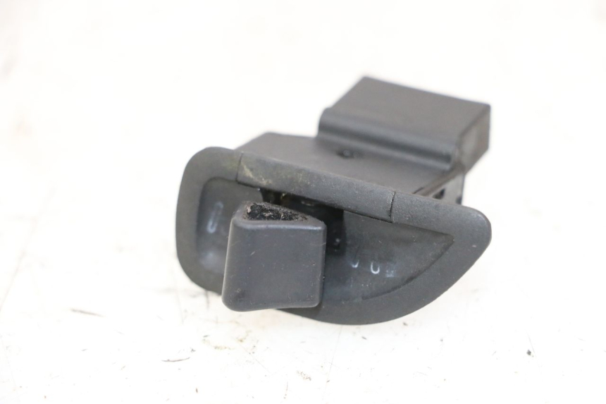 photo de COMMODO ROLL LOCK PIAGGIO MP3 125 (2006 - 2014)