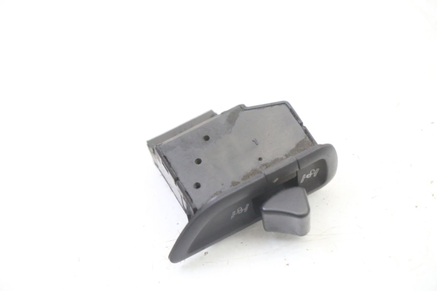 photo de COMMODO ROLL LOCK PIAGGIO MP3 500 (2011 - 2015)