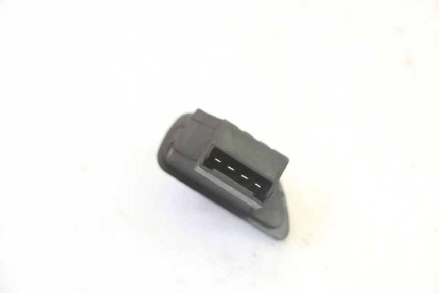 photo de COMMODO ROLL LOCK PIAGGIO MP3 125 (2006 - 2014)
