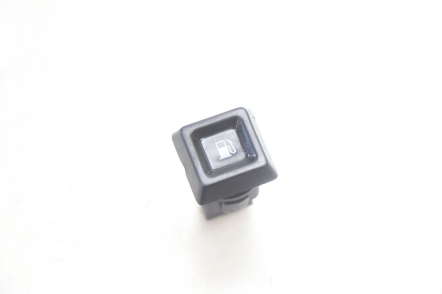 photo de COMMODO TRAPPE ESSENCE PIAGGIO MP3 HPE 530 (2022 - 2026) - Détail de la pièce
