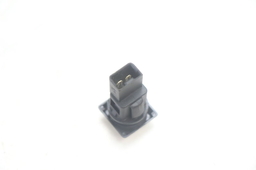 photo de COMMODO TRAPPE ESSENCE PIAGGIO MP3 HPE 530 (2022 - 2026) - Autre angle de vue