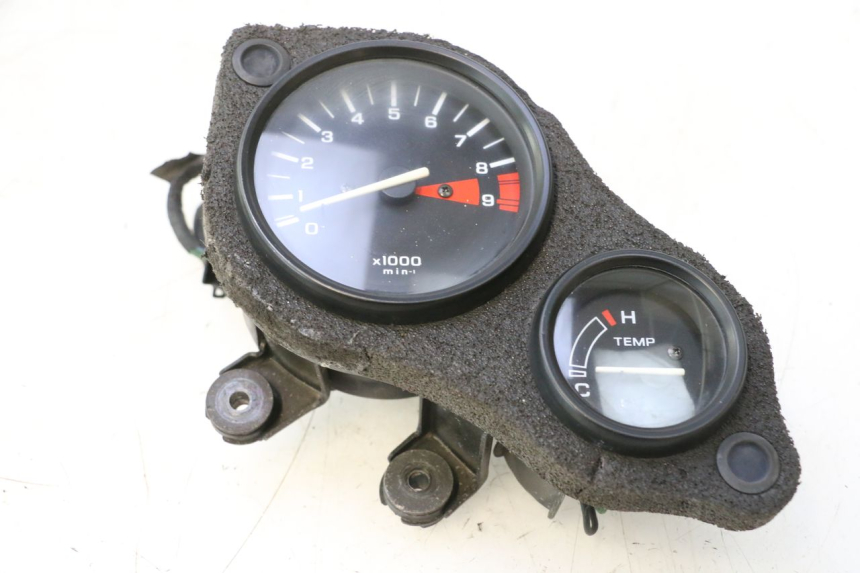 photo de COMPTE TOUR HONDA XRV AFRICA TWIN 750 (1990 - 1992) - Détail de la pièce